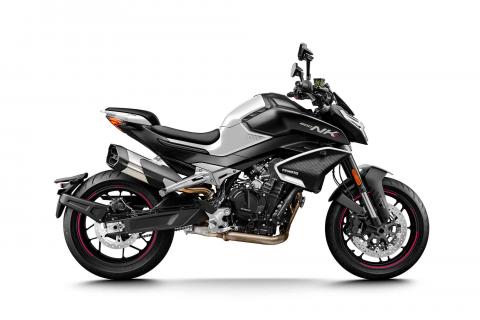 Motocykl CFMOTO 800NK Sport - bílá