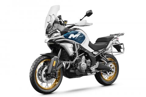 Motocykl CFMOTO 700MT Adventure