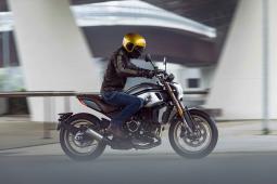 Motocykl CFMOTO 700CL-X Heritage Motocykl CFMOTO 700CL-X Heritage