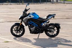 Motocykl CFMOTO 300NK