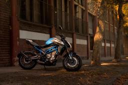 Motocykl CFMOTO 300NK