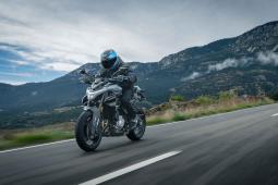 Motocykl  CFMOTO 675NK