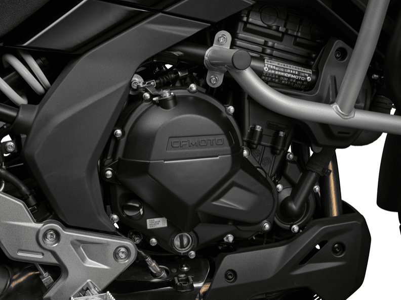 700MT Adventure Boční kryty motoru