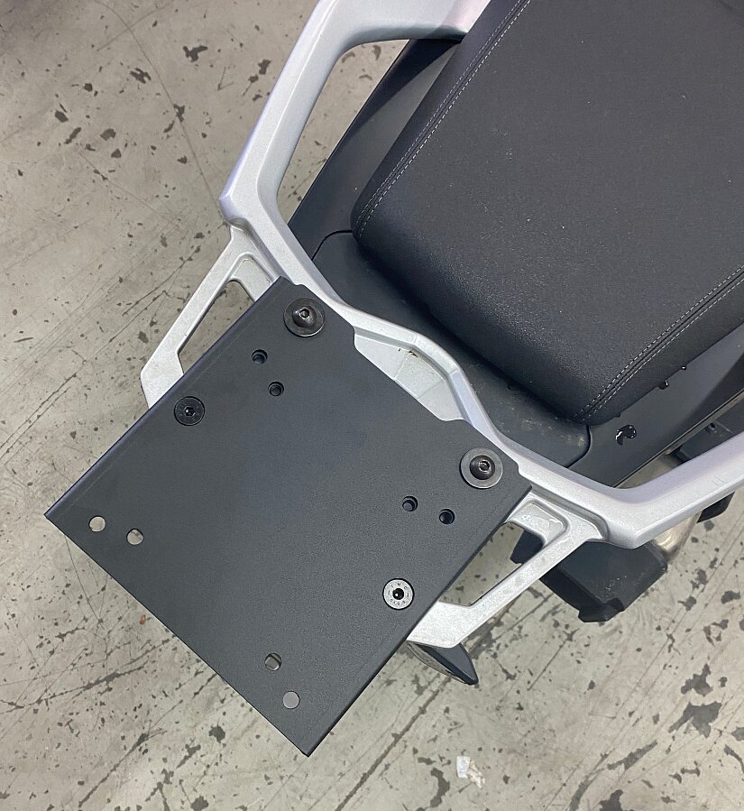 800MT Nosič zadního kufru SHAD