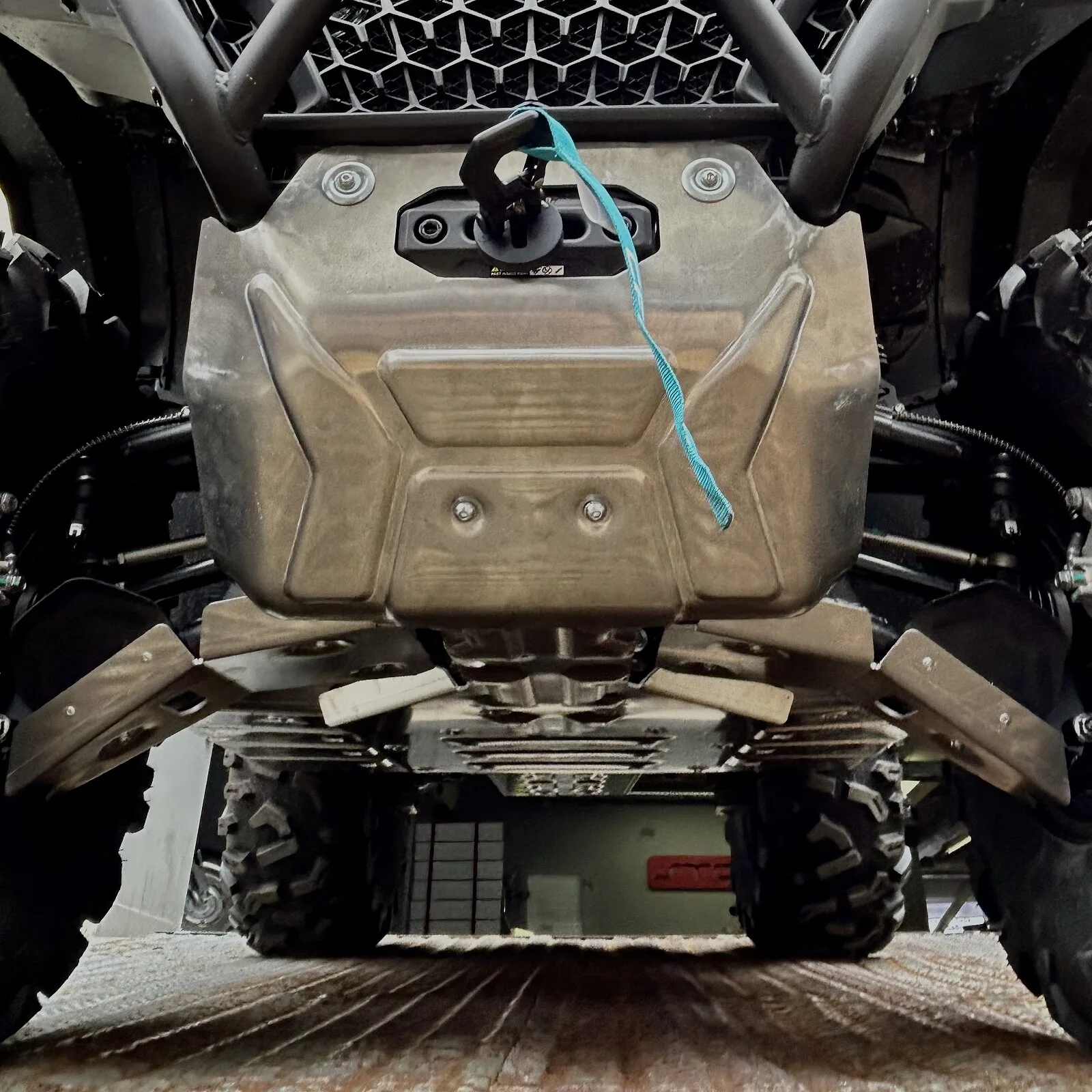 X850/X1000 G3 Kryt podvozku hliníkový STORM