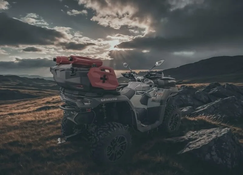 Zadní box Tesseract X8 CARGO (120 l)