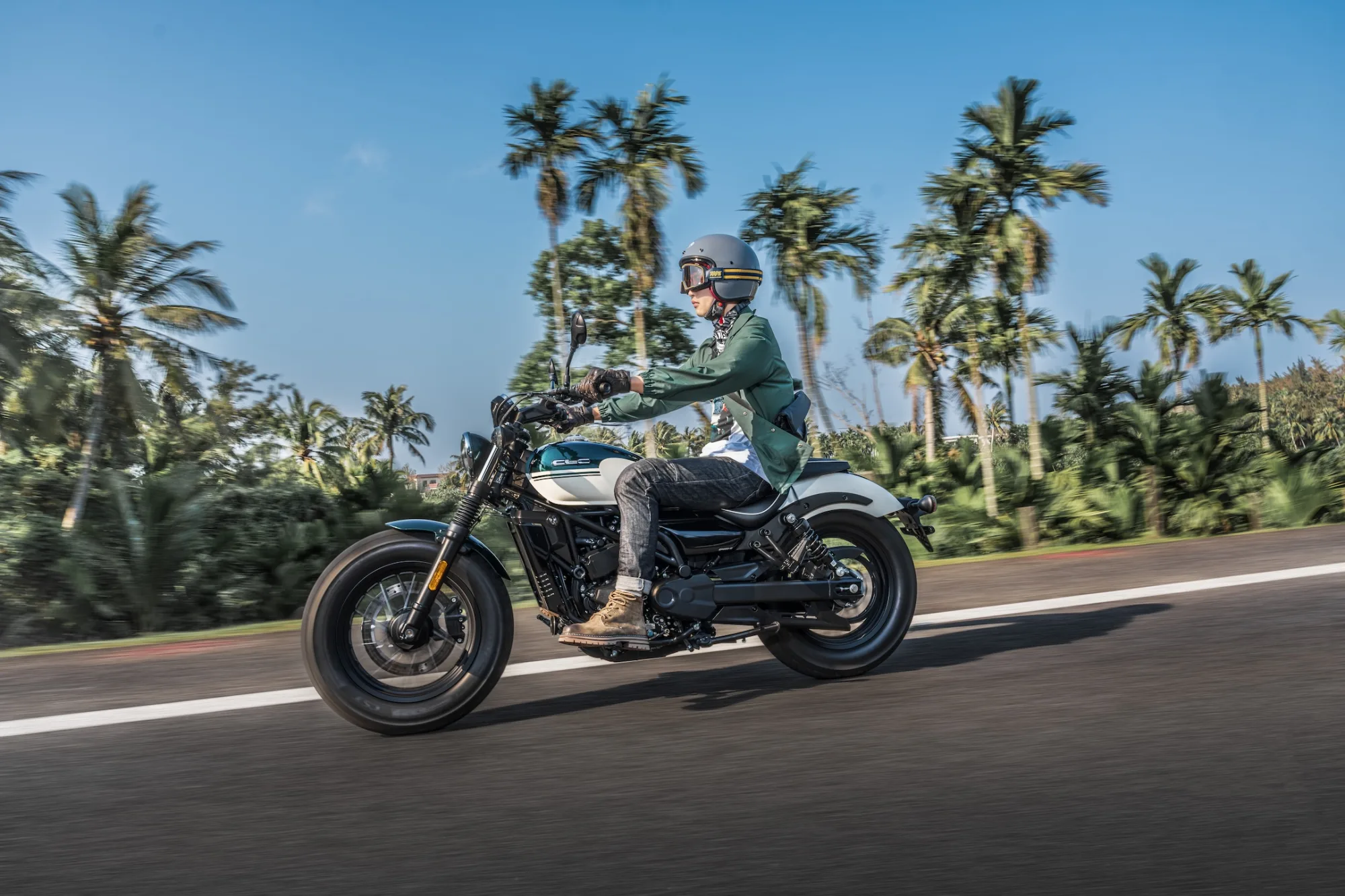 250CL-C — fotografie 7