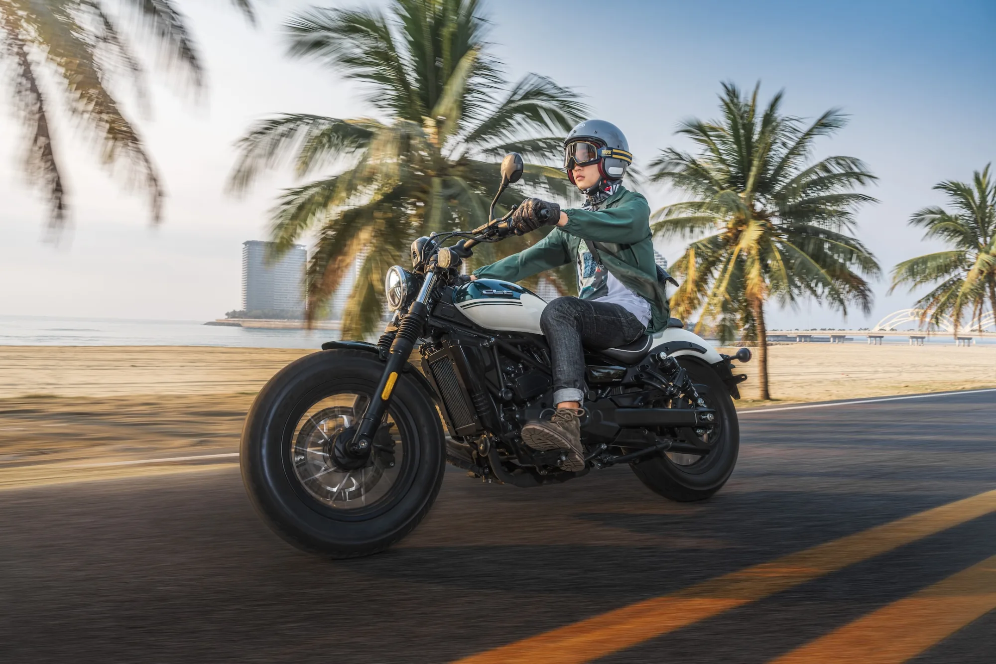 250CL-C — fotografie 9