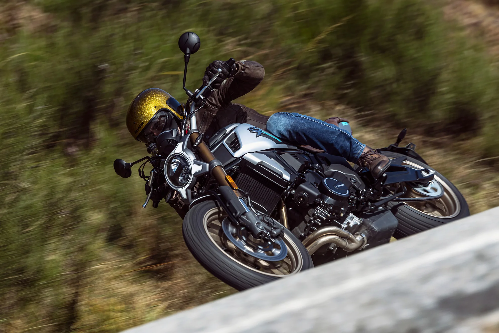 700CL-X Heritage — fotografie 9