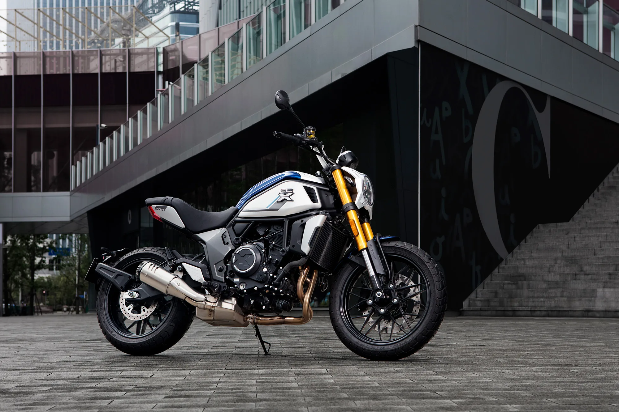 700CL-X Heritage — fotografie 19