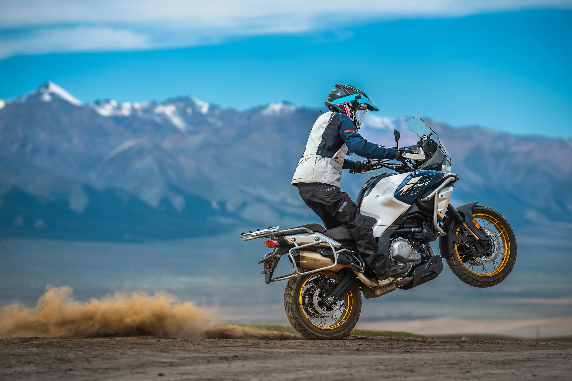 700MT ADVENTURE — fotografie 8