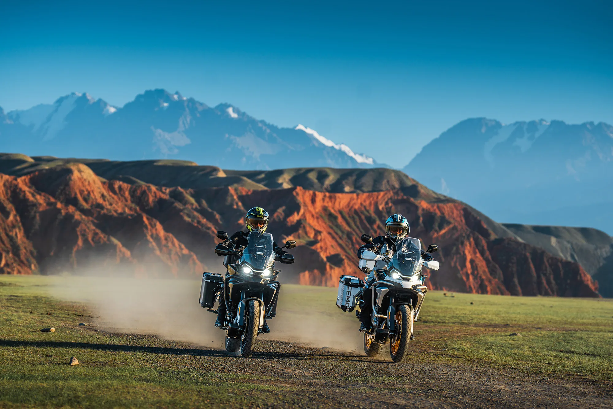 700MT ADVENTURE — fotografie 10