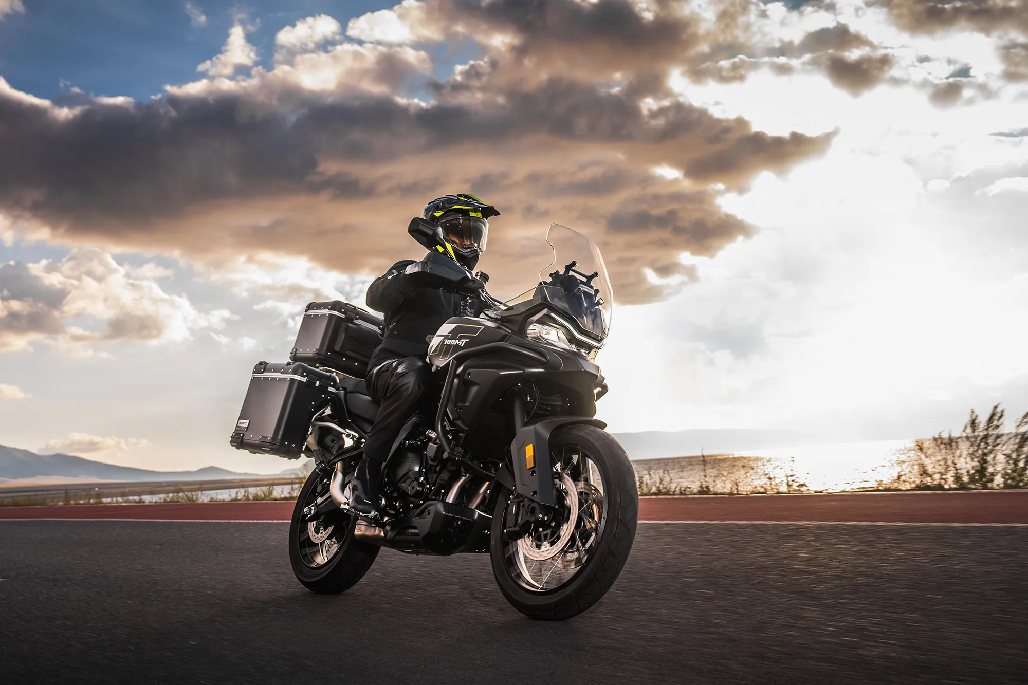 700MT ADVENTURE — fotografie 15