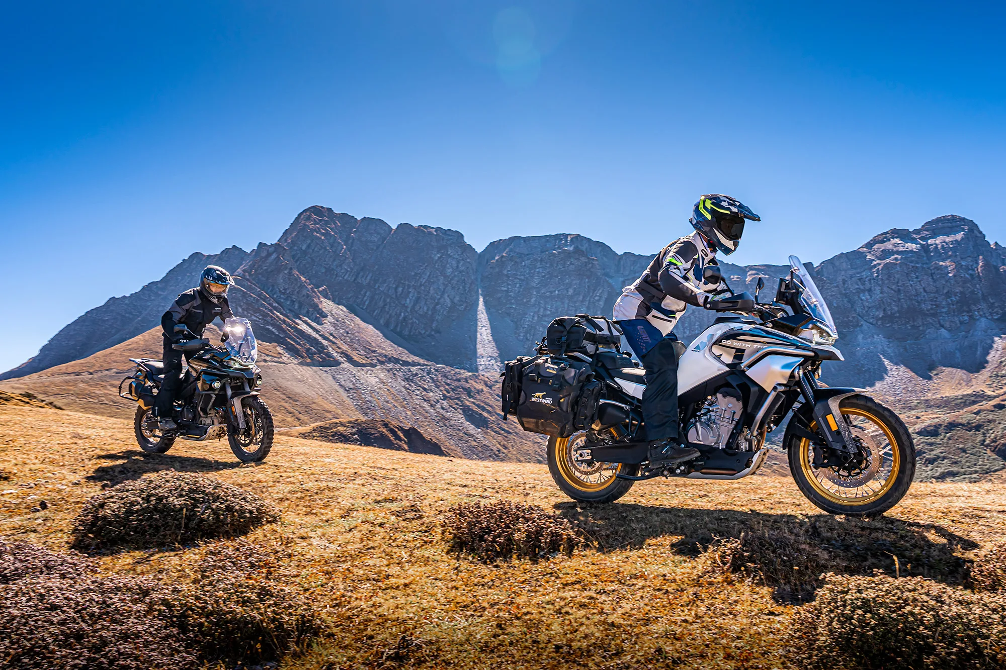 800MT EXPLORE — fotografie 11