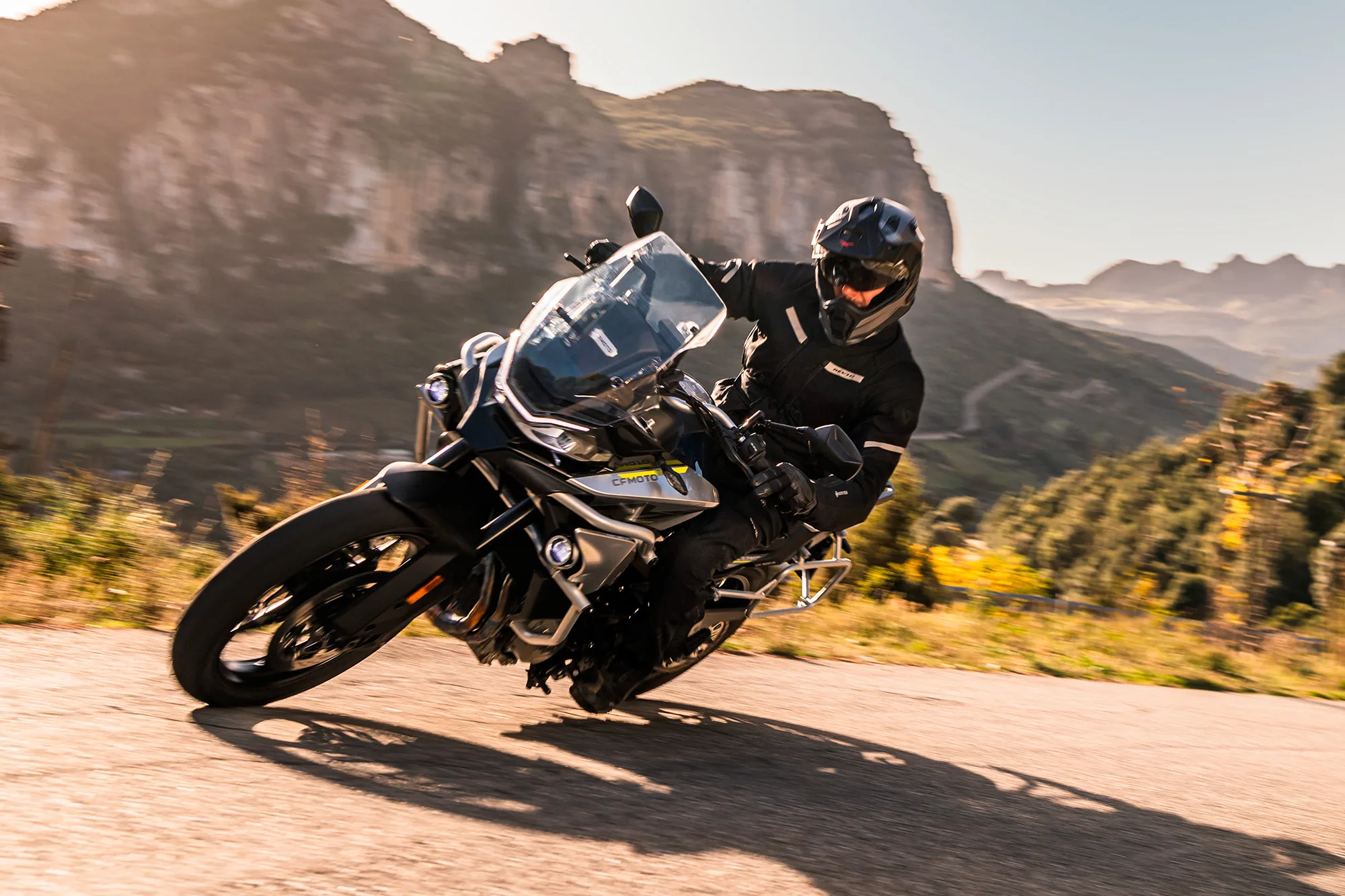 800MT SPORT — fotografie 19