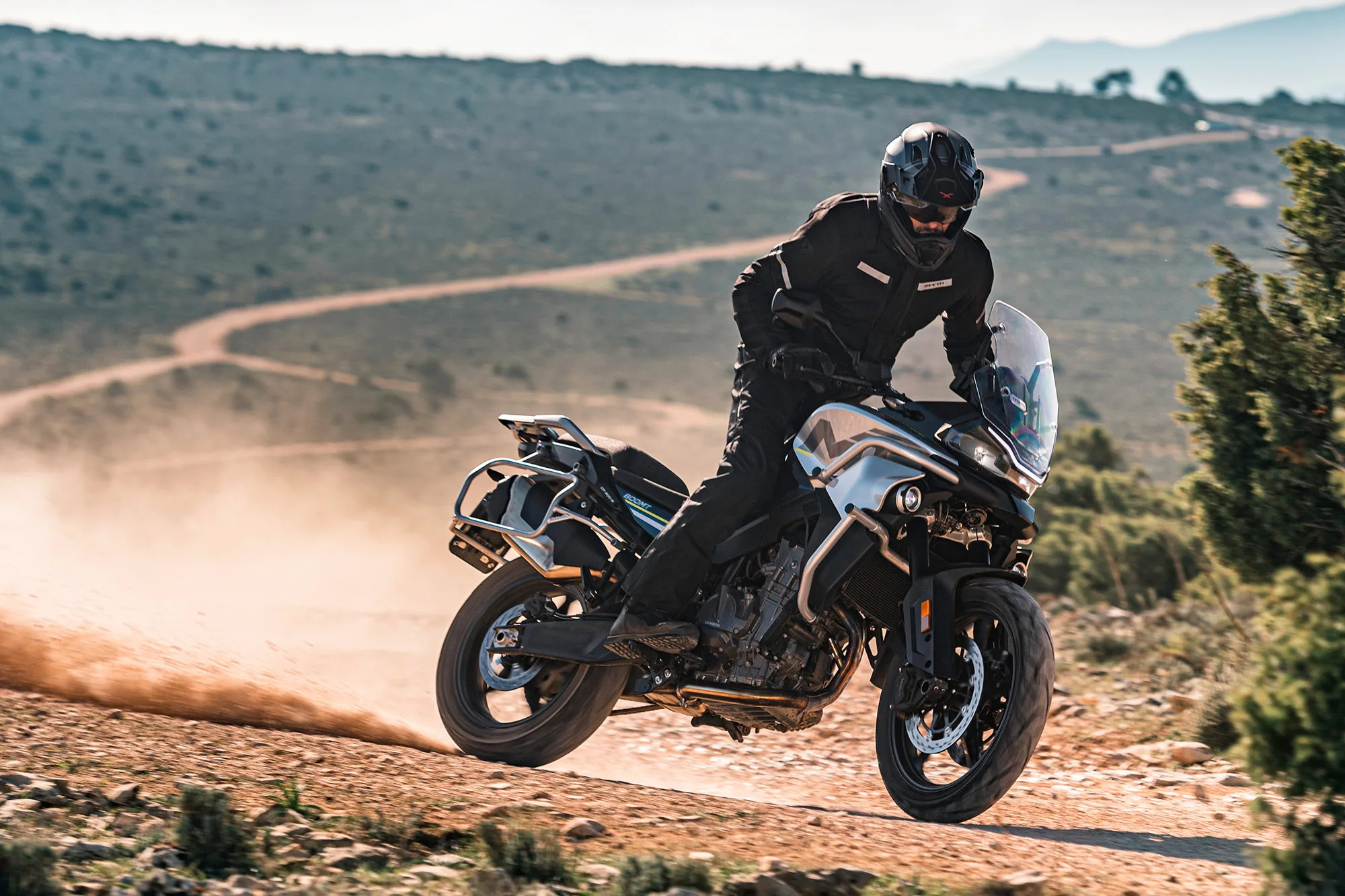 800MT SPORT — fotografie 23