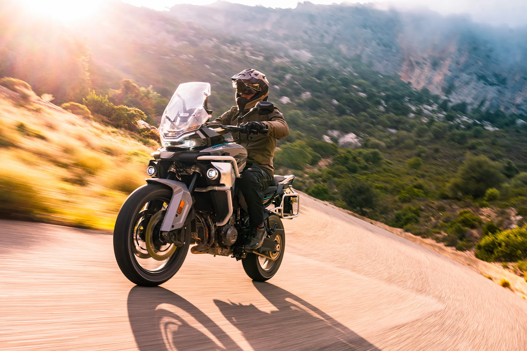 800MT SPORT — fotografie 4