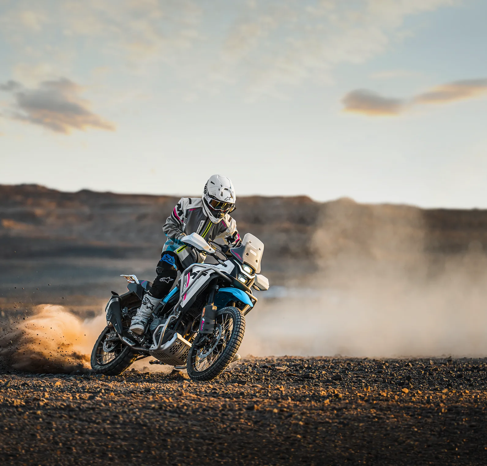 450MT-R/RX — fotografie 1