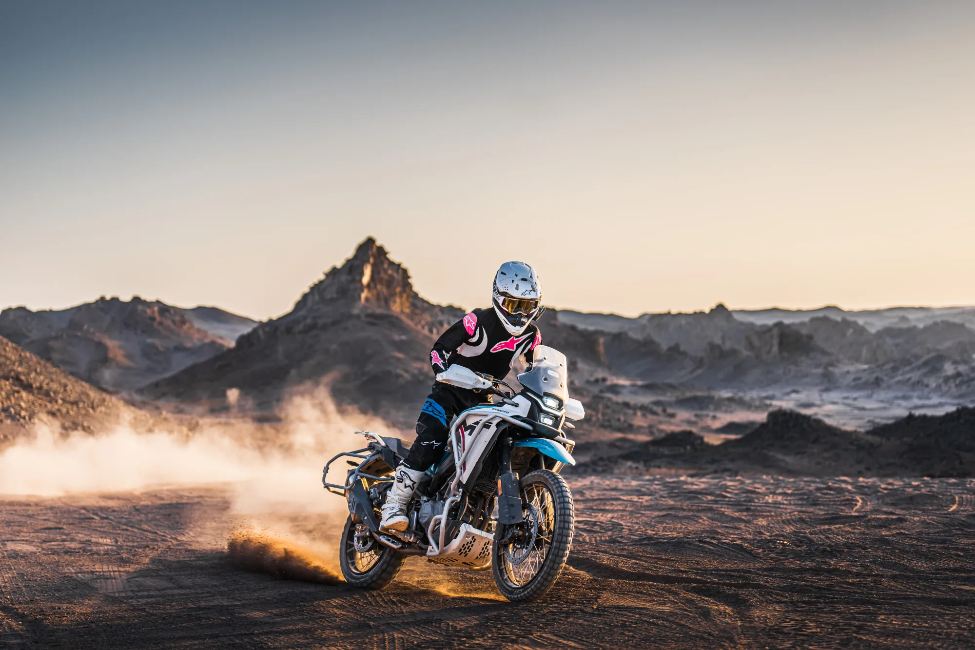 450MT-R/RX — fotografie 4