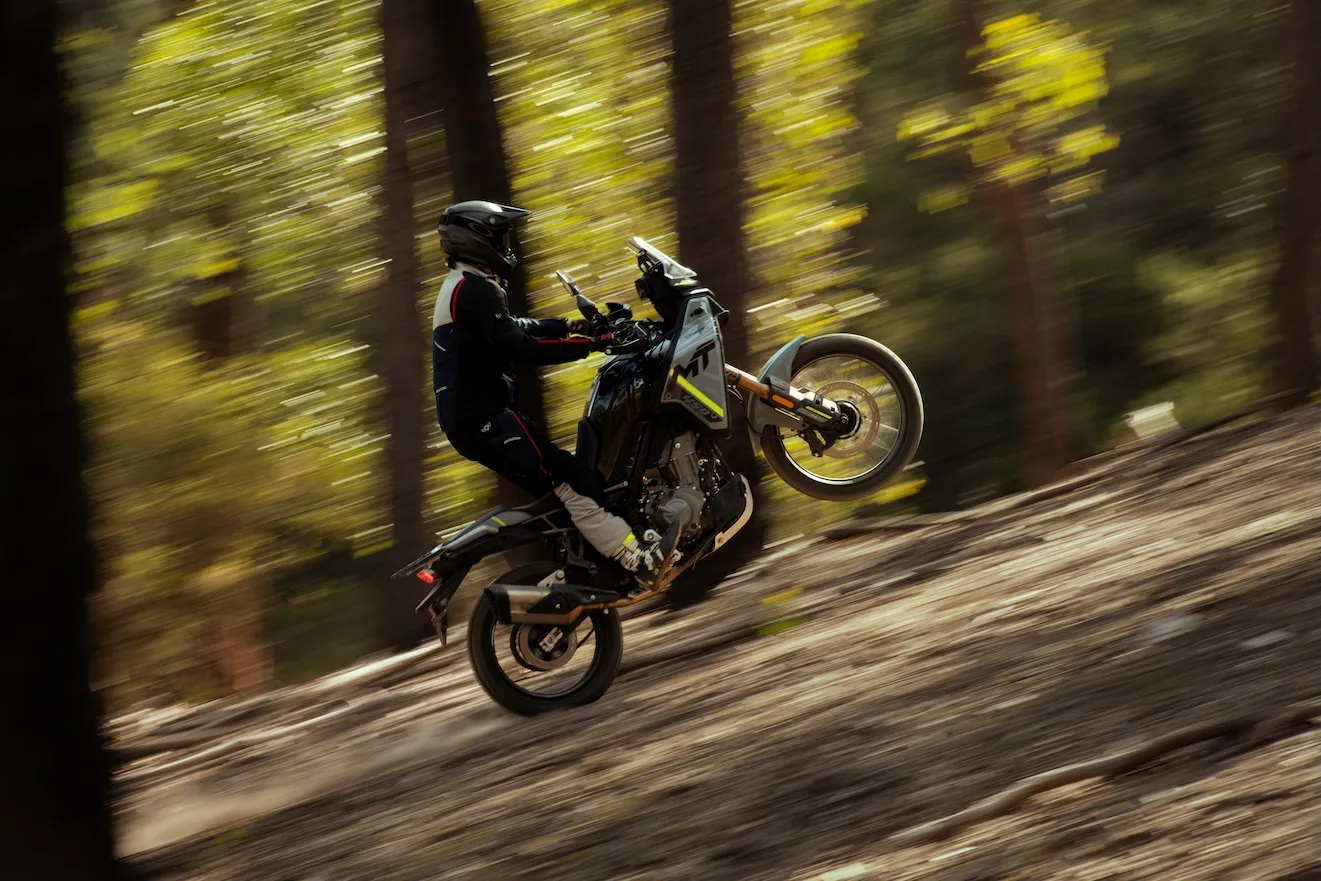 450MT-R/RX — fotografie 14