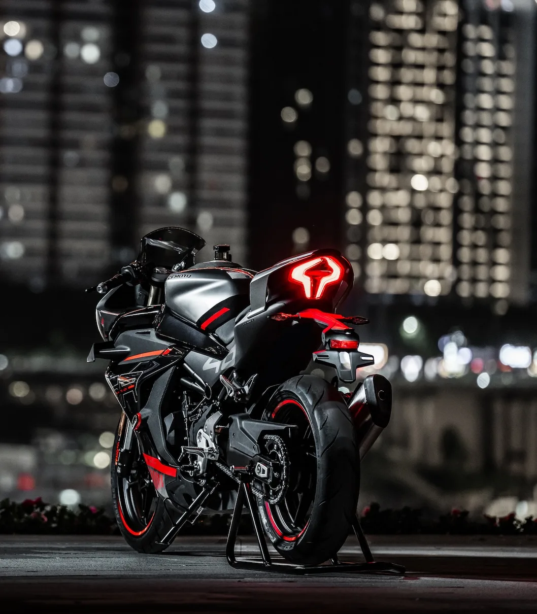 450SR — fotografie 1