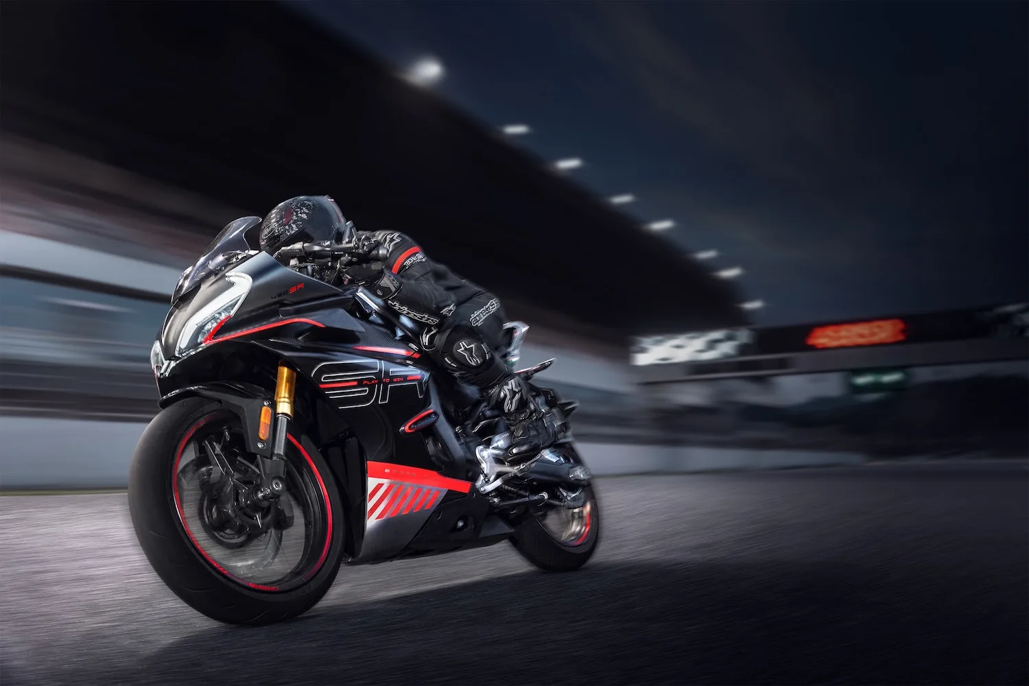 450SR — fotografie 8