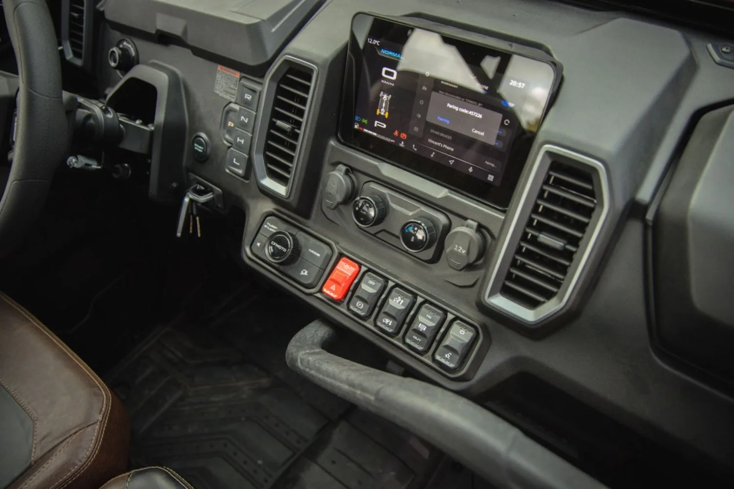 Kompletní elektronické ovládání