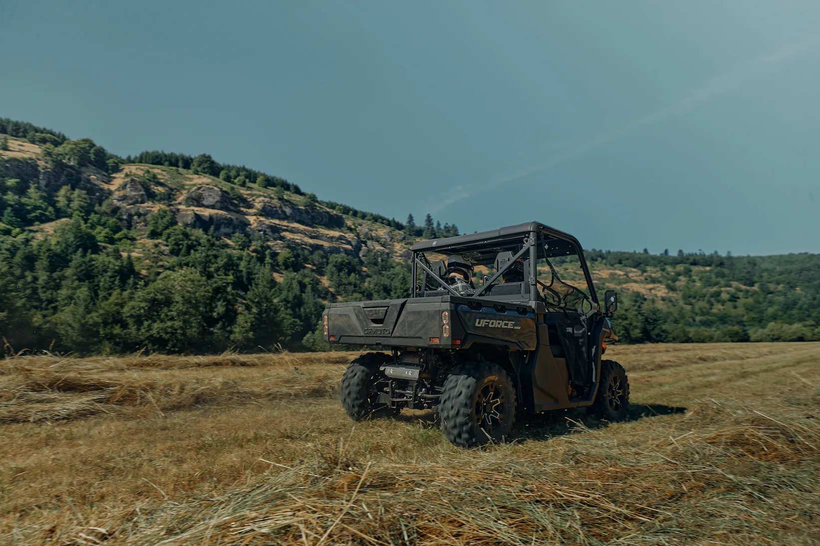 GLADIATOR UTV 1000 — fotografie 3