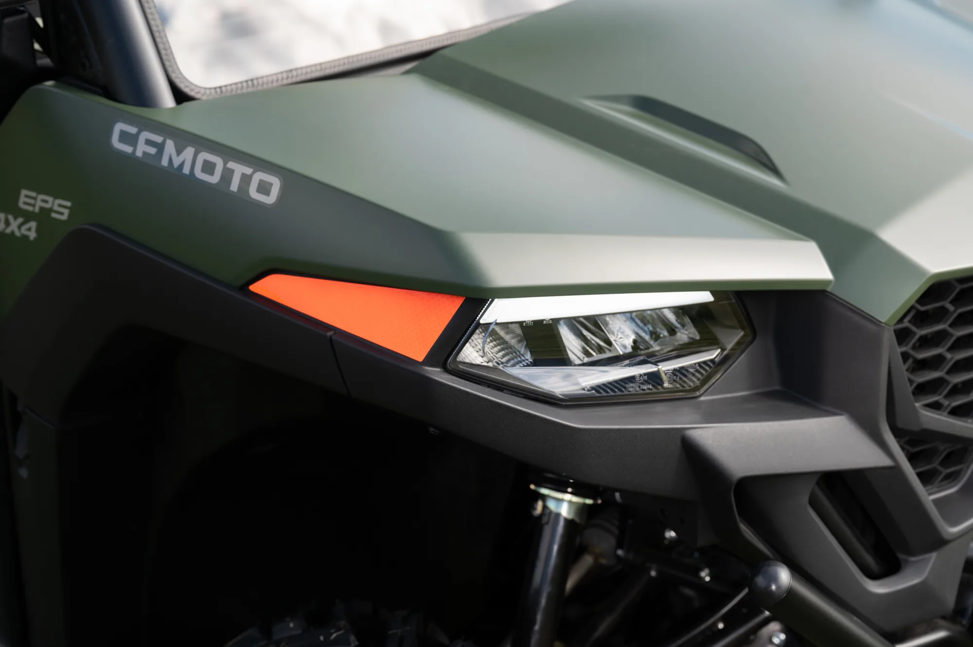 LED světla  & design