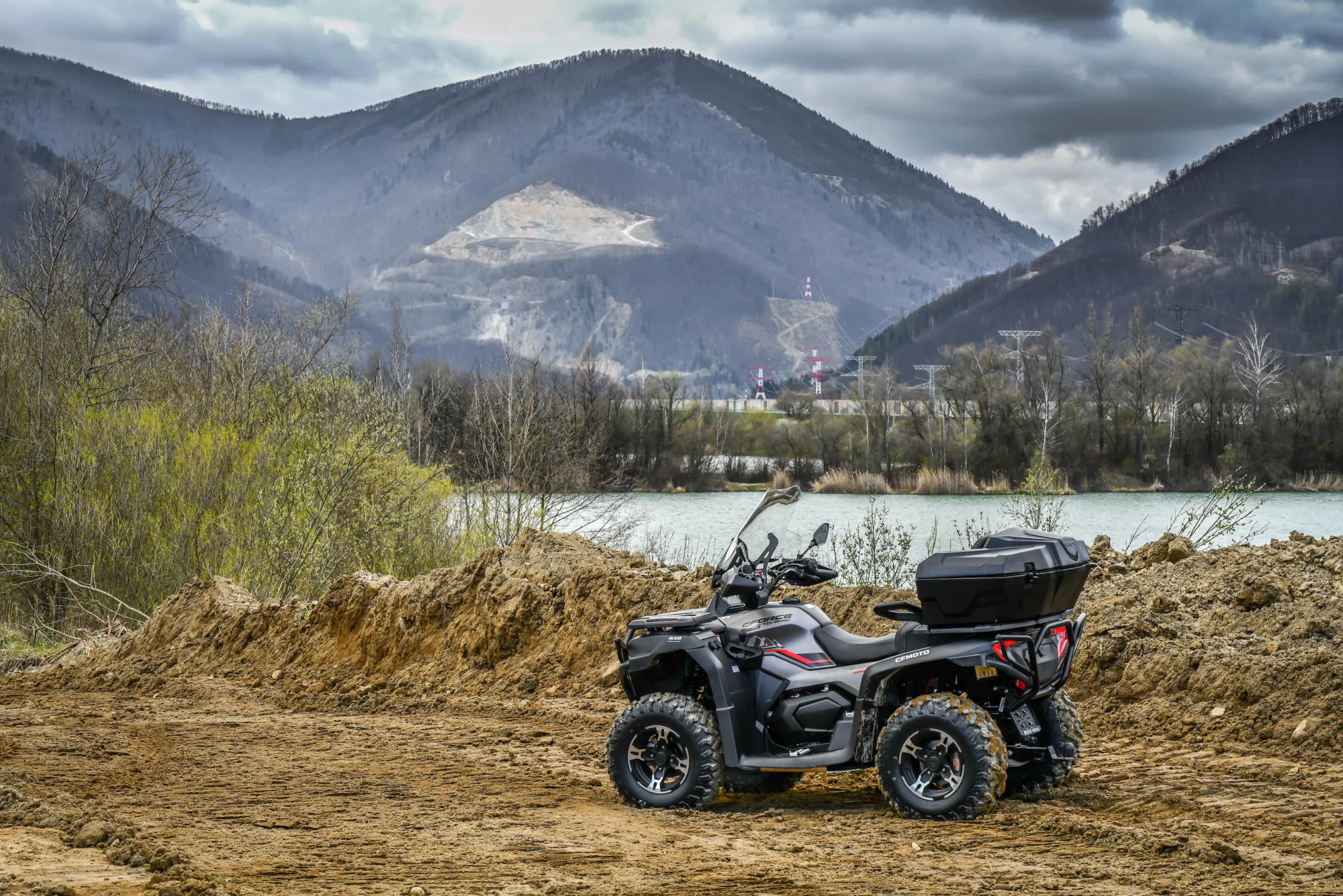 GLADIATOR X625-A Overland — fotografie 6