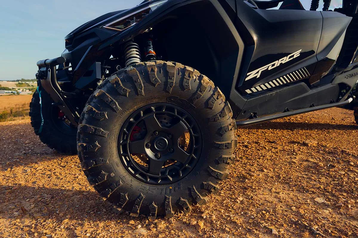 GLADIATOR Z10 TURBO XL — fotografie 5