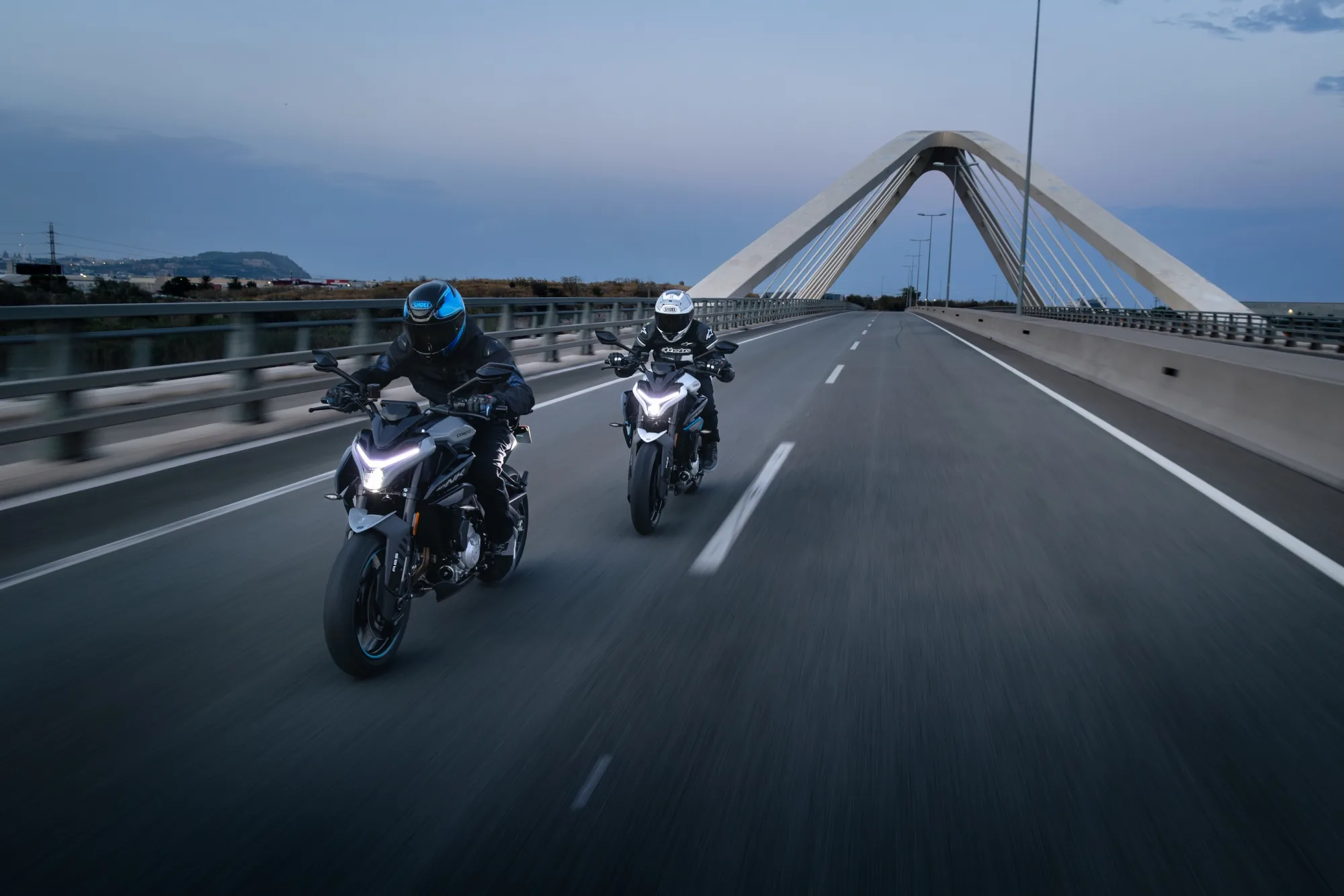 675NK — fotografie 9