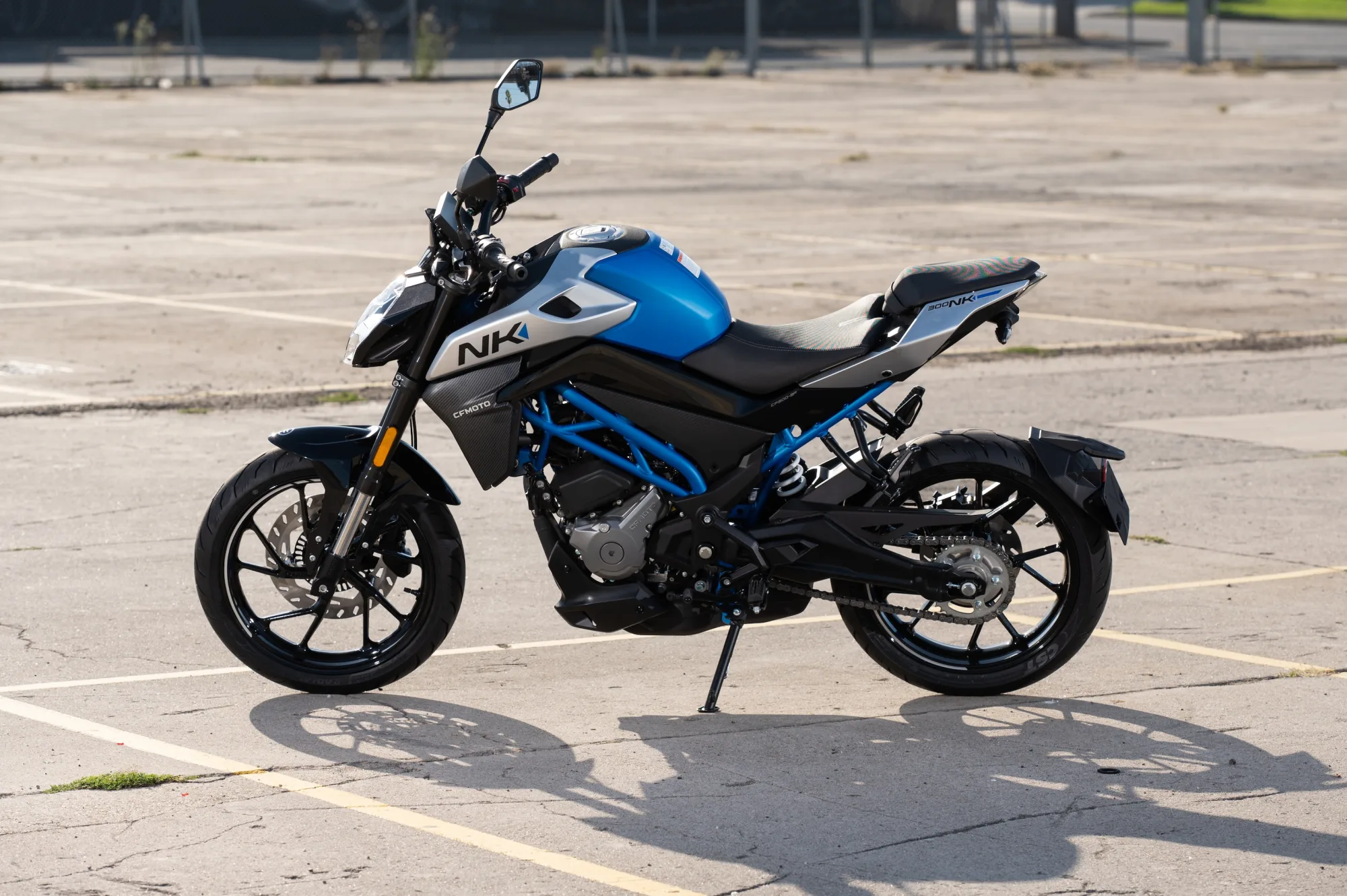 300NK — fotografie 8