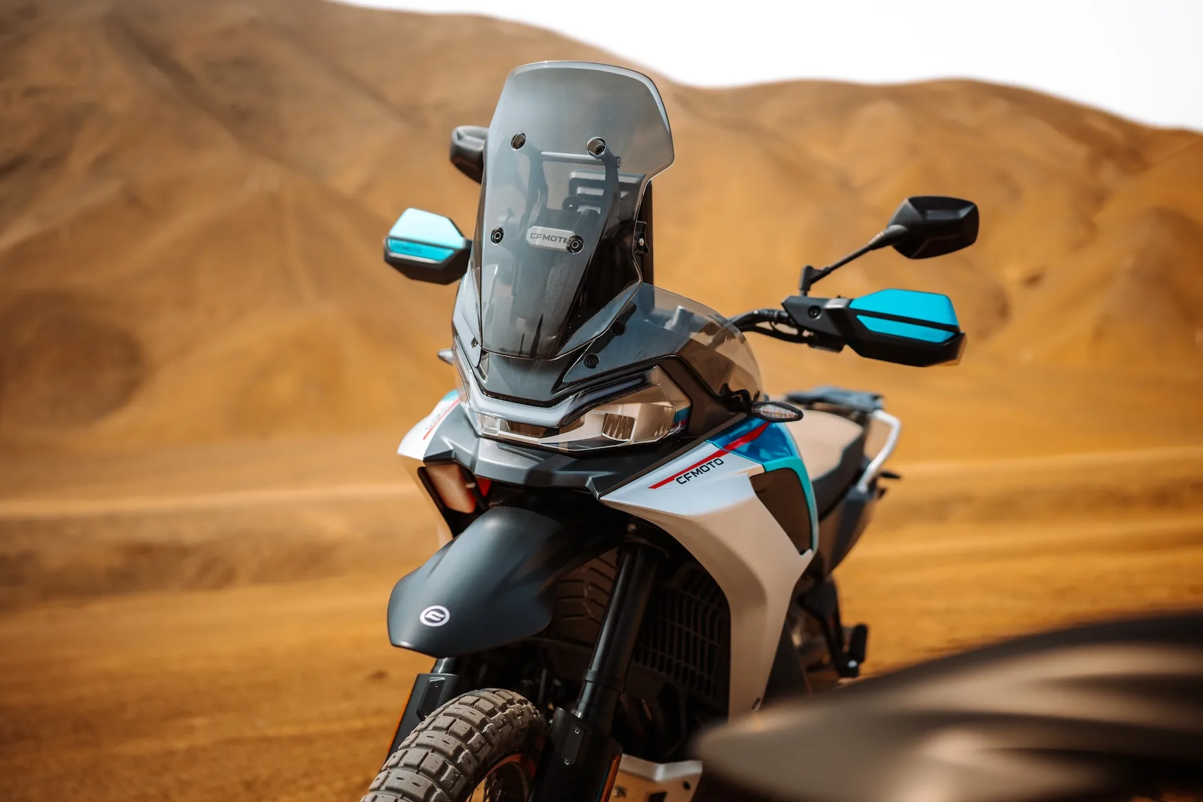 800MT–X — fotografie 1