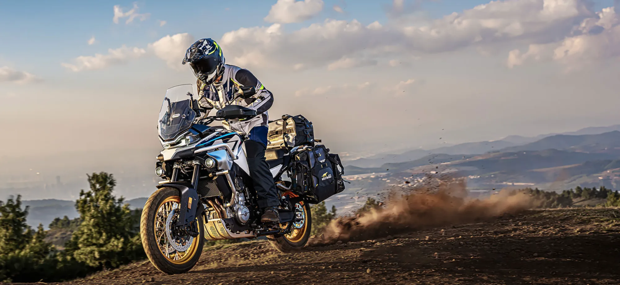 800MT EXPLORE — fotografie 3