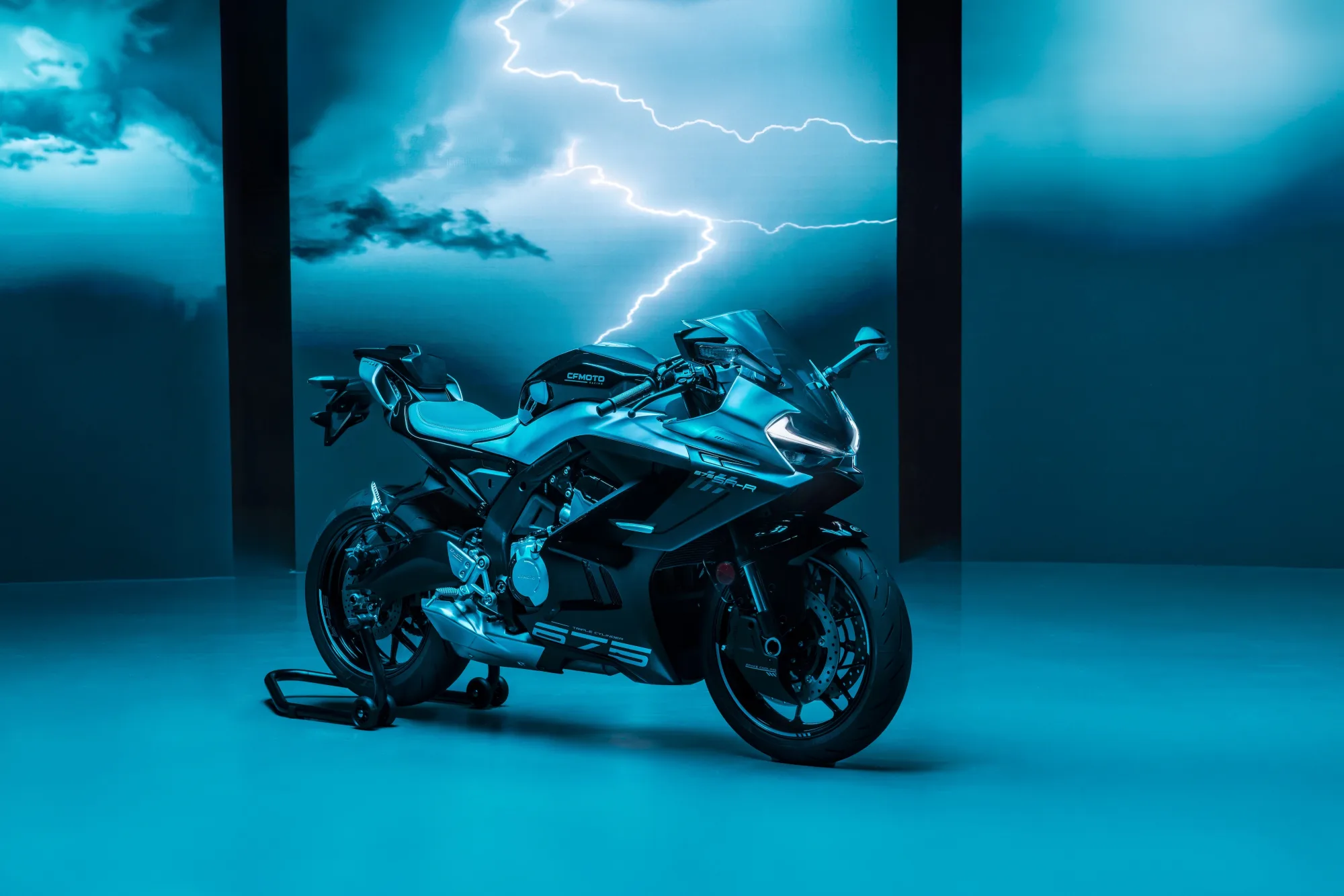 675SR-R — fotografie 12