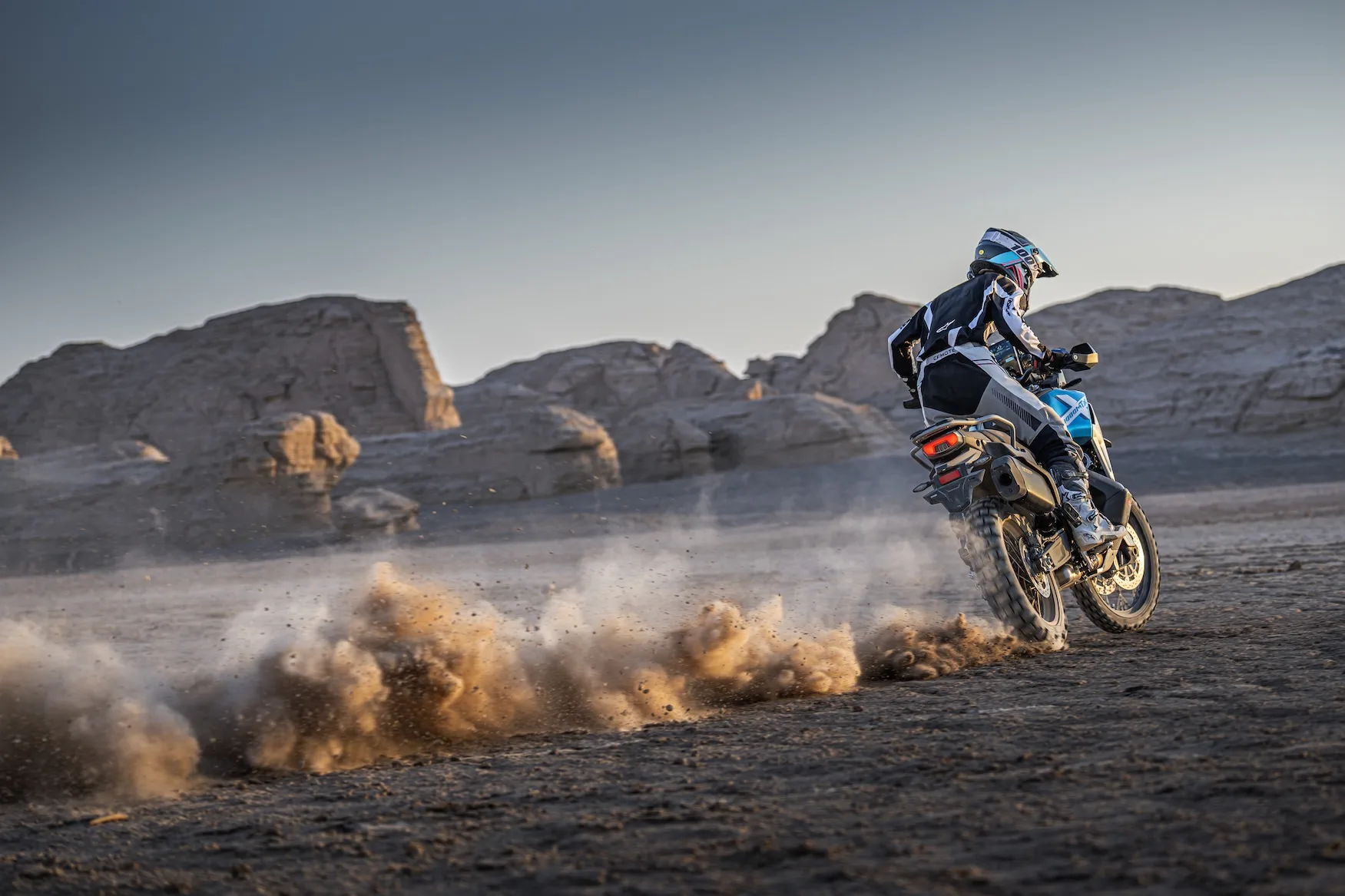 1000MT-X — fotografie 8